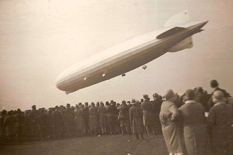File:Zeppelin LZ 127 Graf Zeppelin.jpg